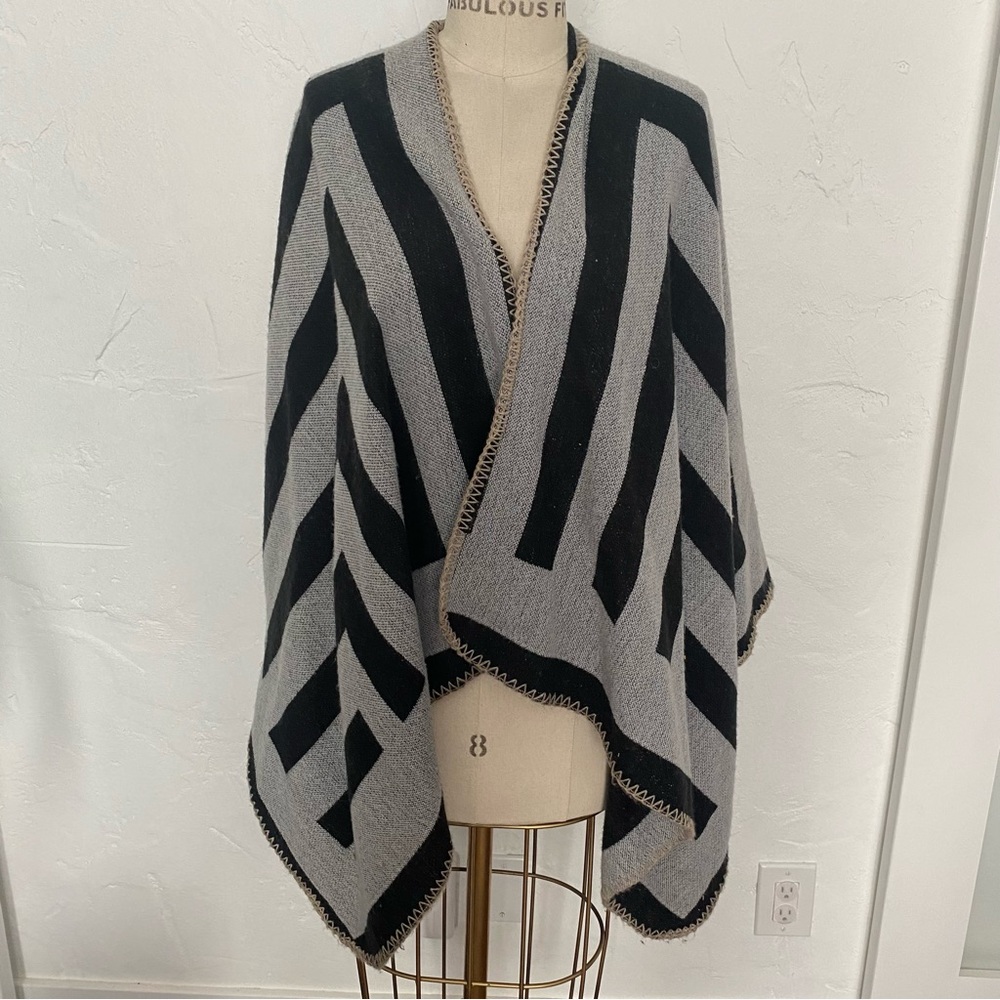 BCBGeneration gray black striped shawl sweater wrap O/S
